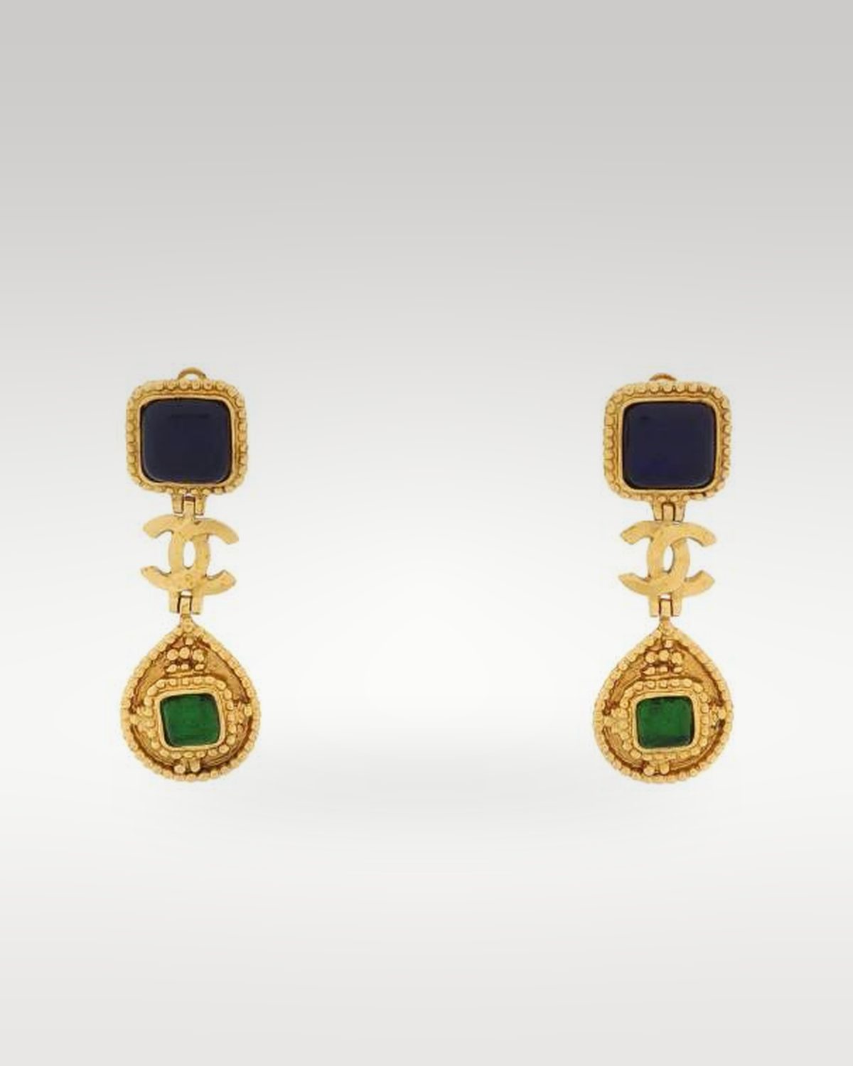 Chanel 双 C Logo 吊坠中古耳夹