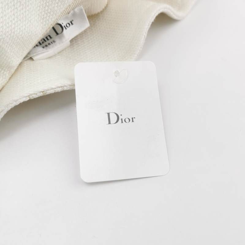 Dior 蝴蝶刺绣字母 Logo 渔夫帽