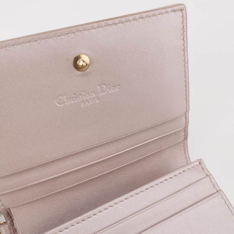 Dior Lady Dior 藤格纹吊饰钱包