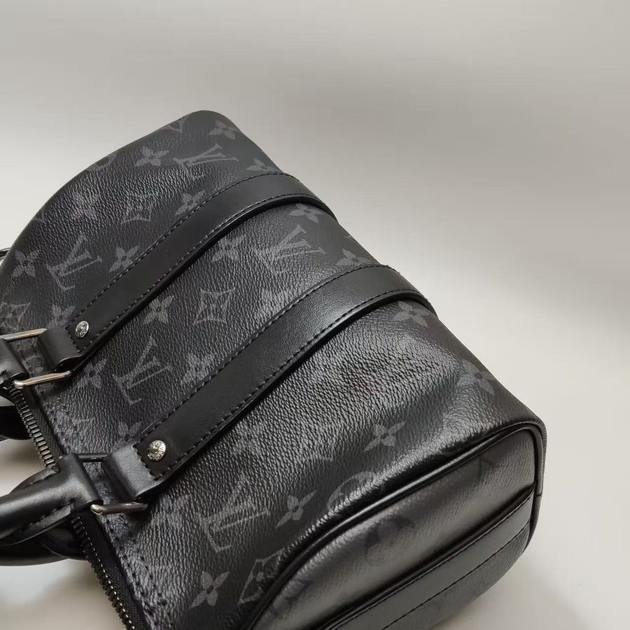 Louis Vuitton Keepall 25