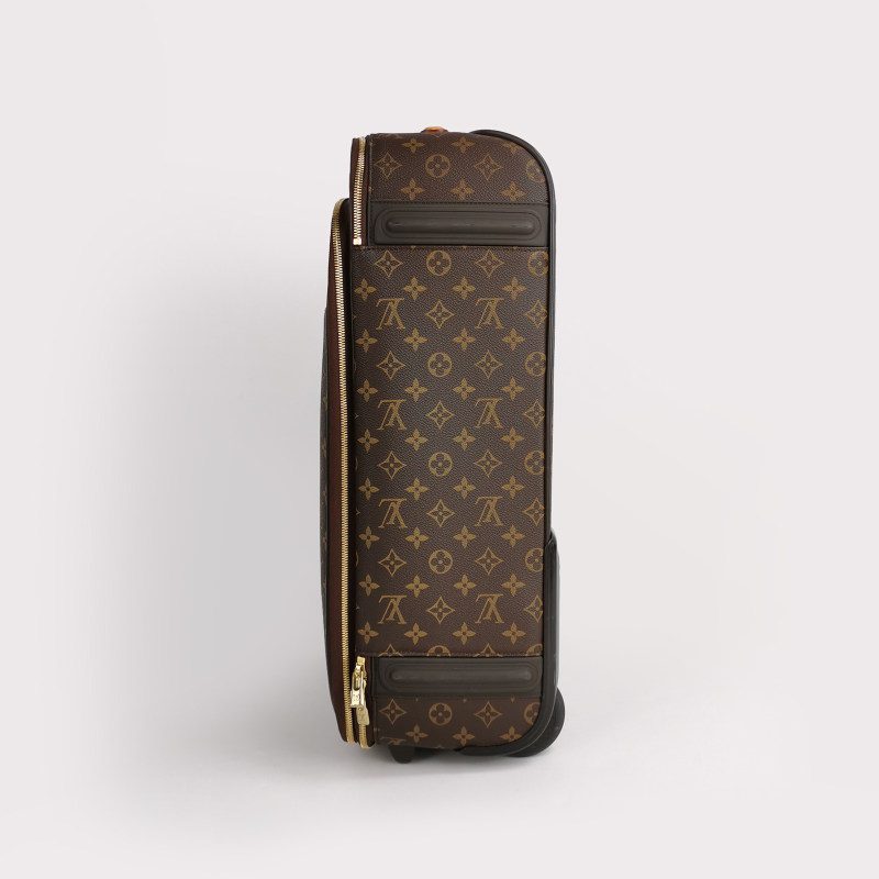 Louis Vuitton Pegase 隔层行李箱