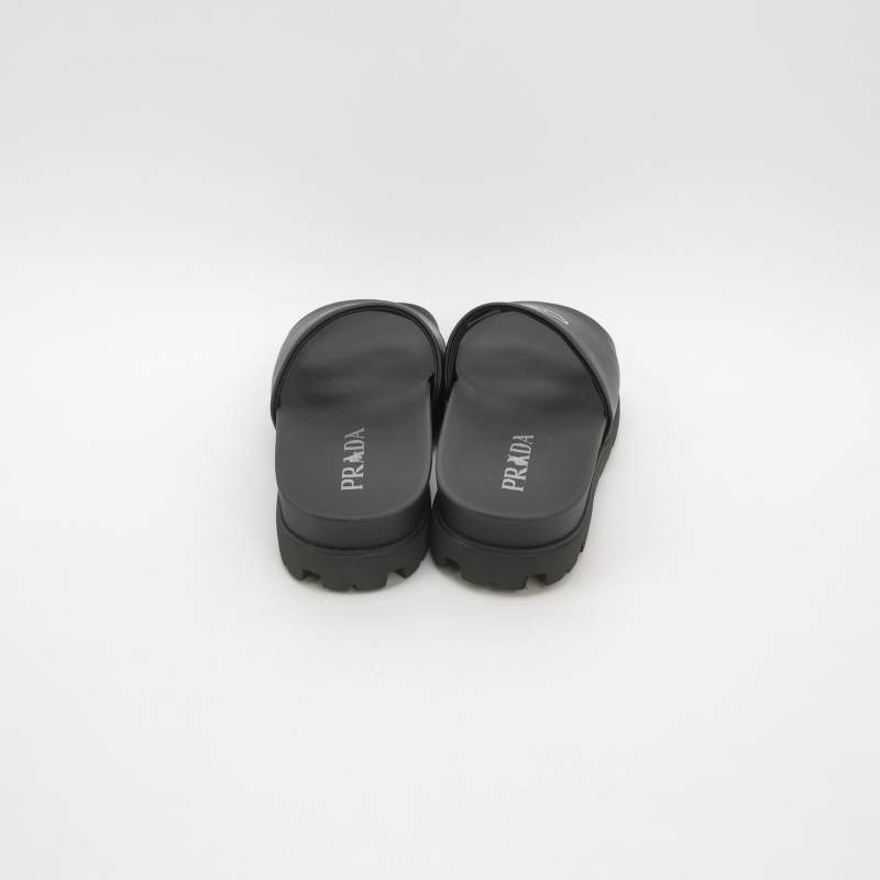 Prada 三角 Logo 牛皮拖鞋